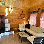 Rusinsky Dvor S Privatnym Wellness Villa *