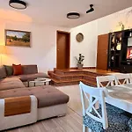 Rusinsky Dvor S Privatnym Wellness Villa *