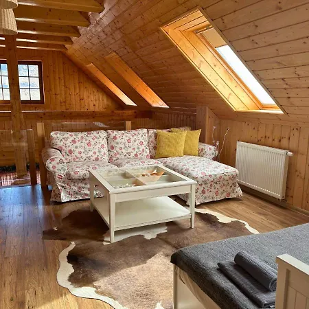 Rusinsky Dvor S Privatnym Wellness * Maly Lipnik