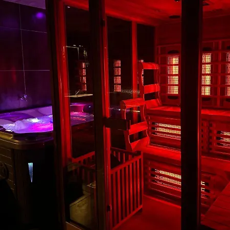 Rusinsky Dvor S Privatnym Wellness