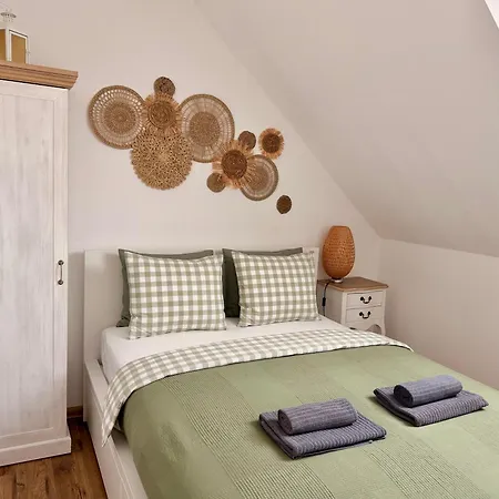 Rusinsky Dvor S Privatnym Wellness Villa