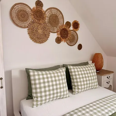 Rusinsky Dvor S Privatnym Wellness Villa Maly Lipnik